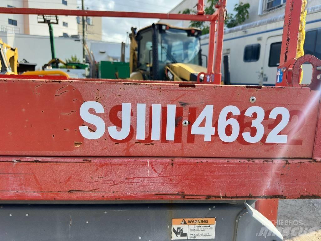 JLG 32 Lift Scheren-Arbeitsbühnen
