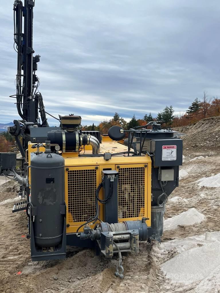 Soosan JD800ENC Oberflächenbohrgeräte