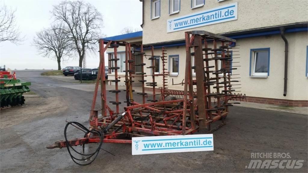 Väderstad NZ 600 Drillmaschinenkombination