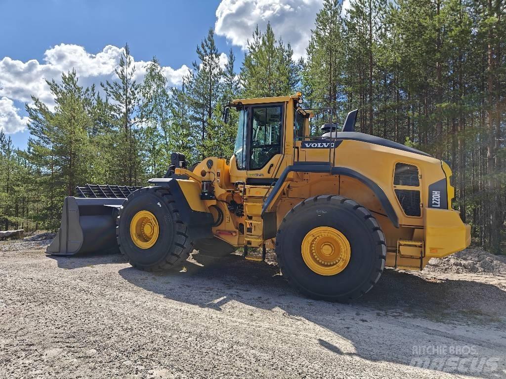 Volvo L220H Radlader