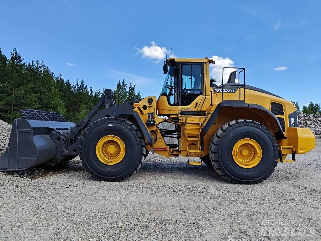 Volvo L220H Radlader