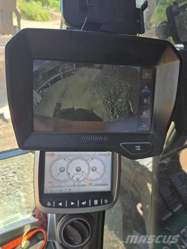 Doosan DX 300 LC-5 Raupenbagger