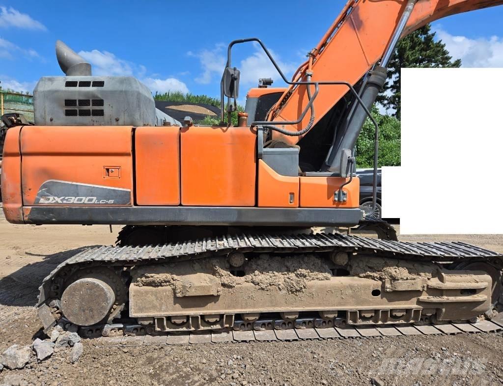Doosan DX 300 LC-5 Raupenbagger