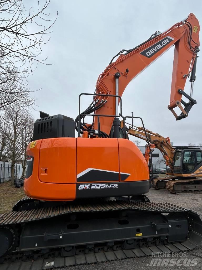 Develon DX 235 LCR-7 Raupenbagger