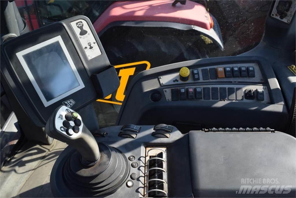 JCB Fastrac 8250 Traktoren
