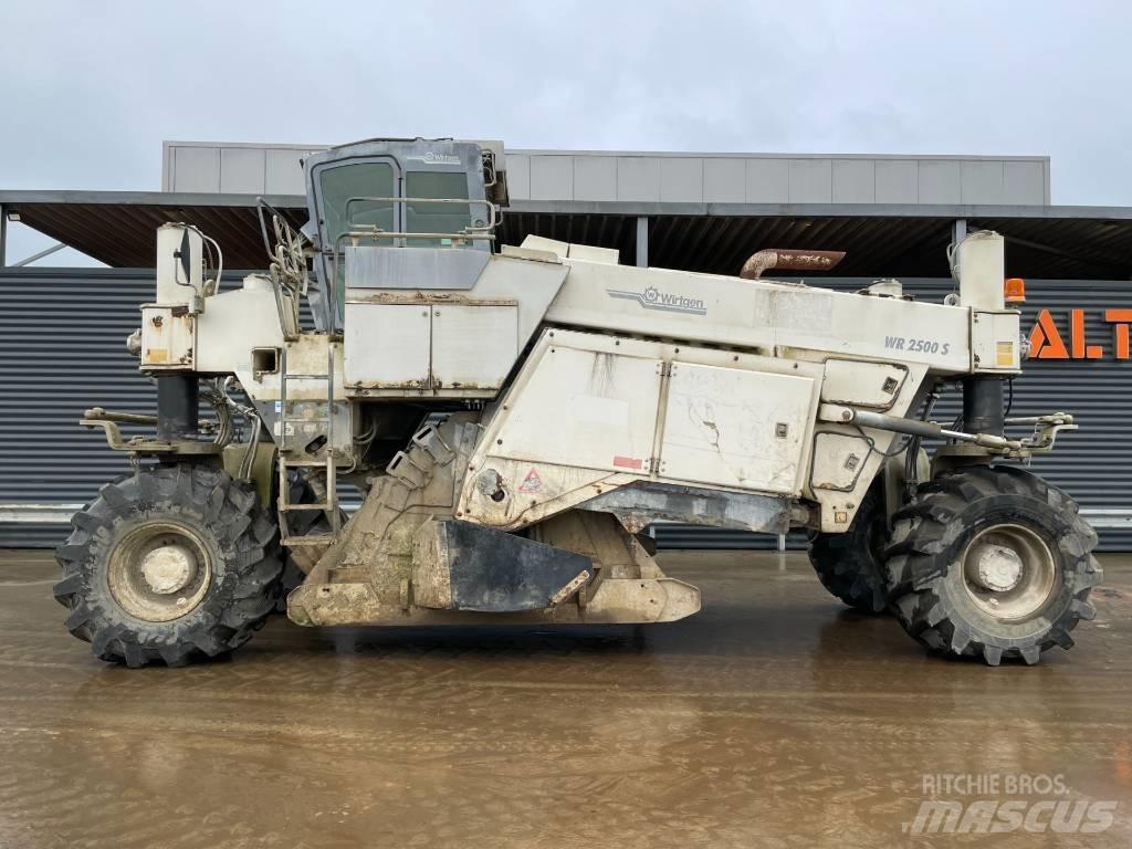 Wirtgen WR 2500S Asphalt-Recycler