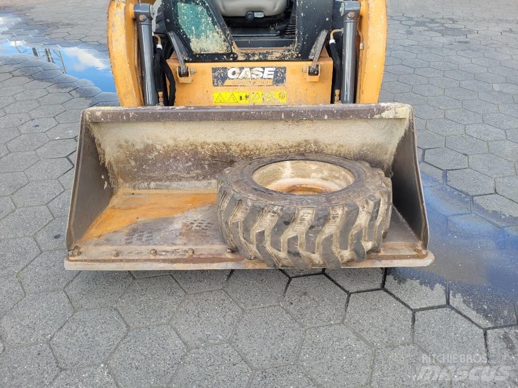 CASE SR 130 Kompaktlader