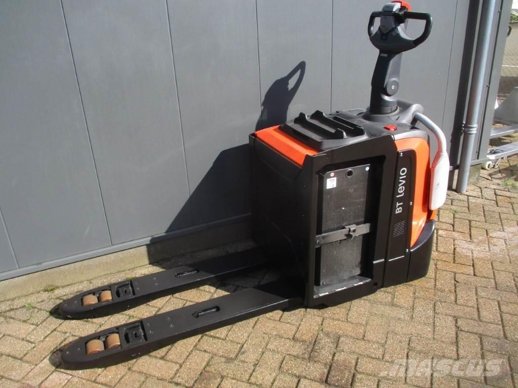 Toyota LPE 200 Gabelstapler mit Fahrerstand