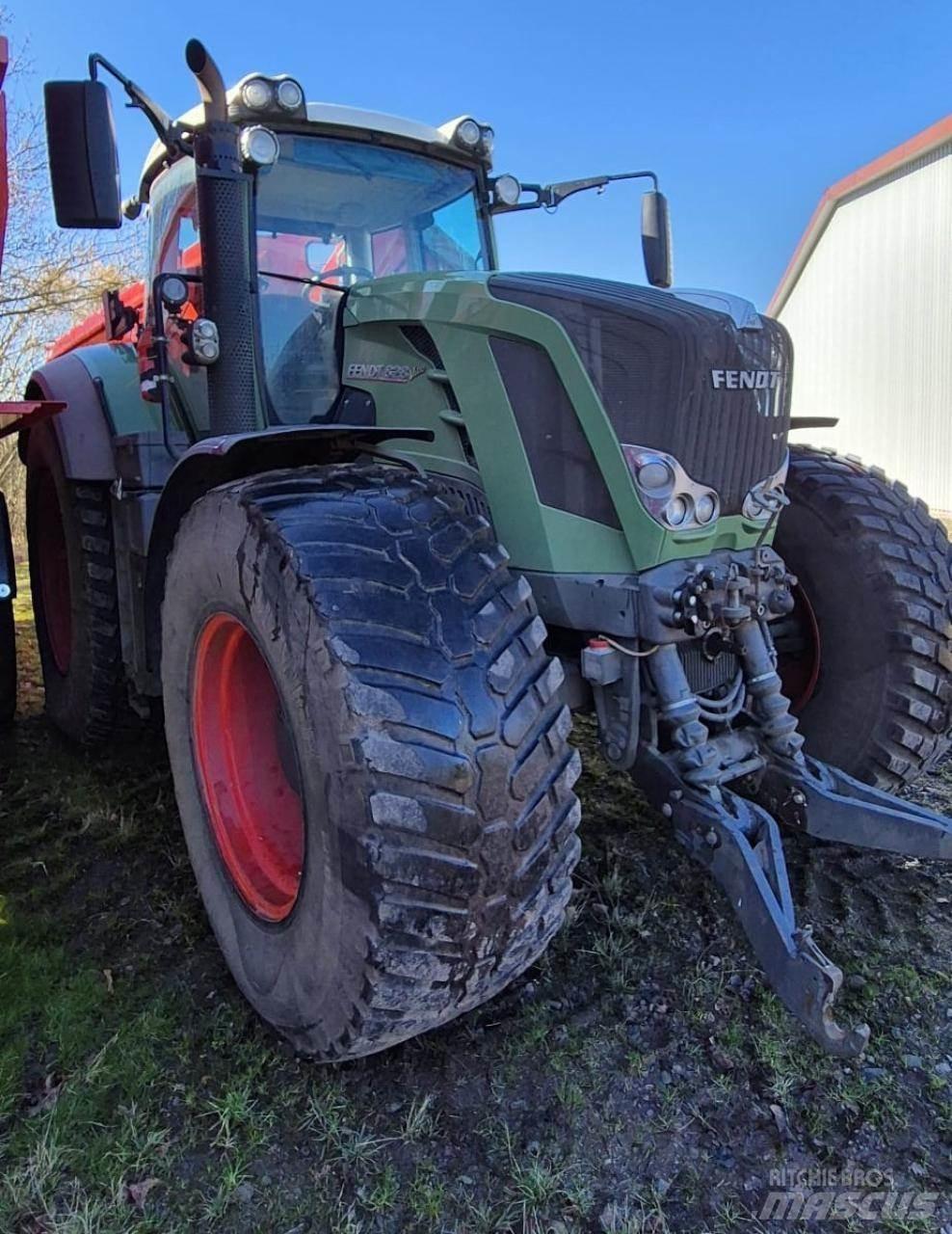 Fendt 828 Vario Traktoren