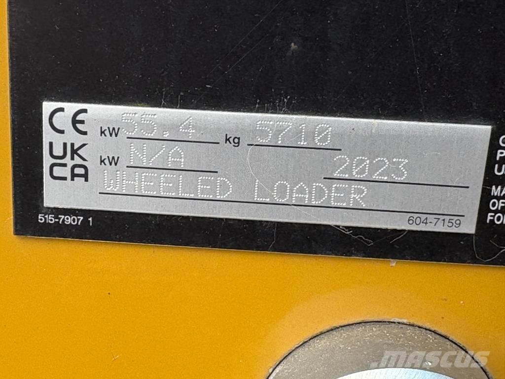 CAT 906 Radlader