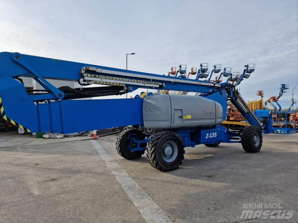 Genie Z 135/70 Gelenkteleskoparbeitsbühnen
