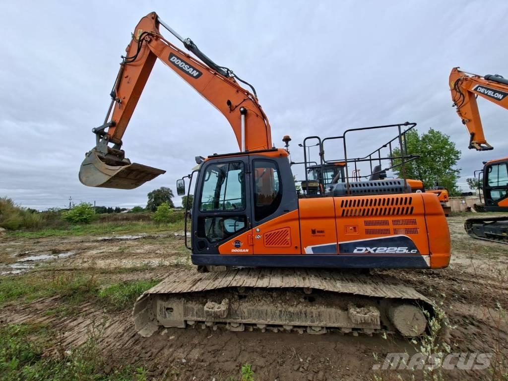 Doosan DX 225 LC-5 Raupenbagger