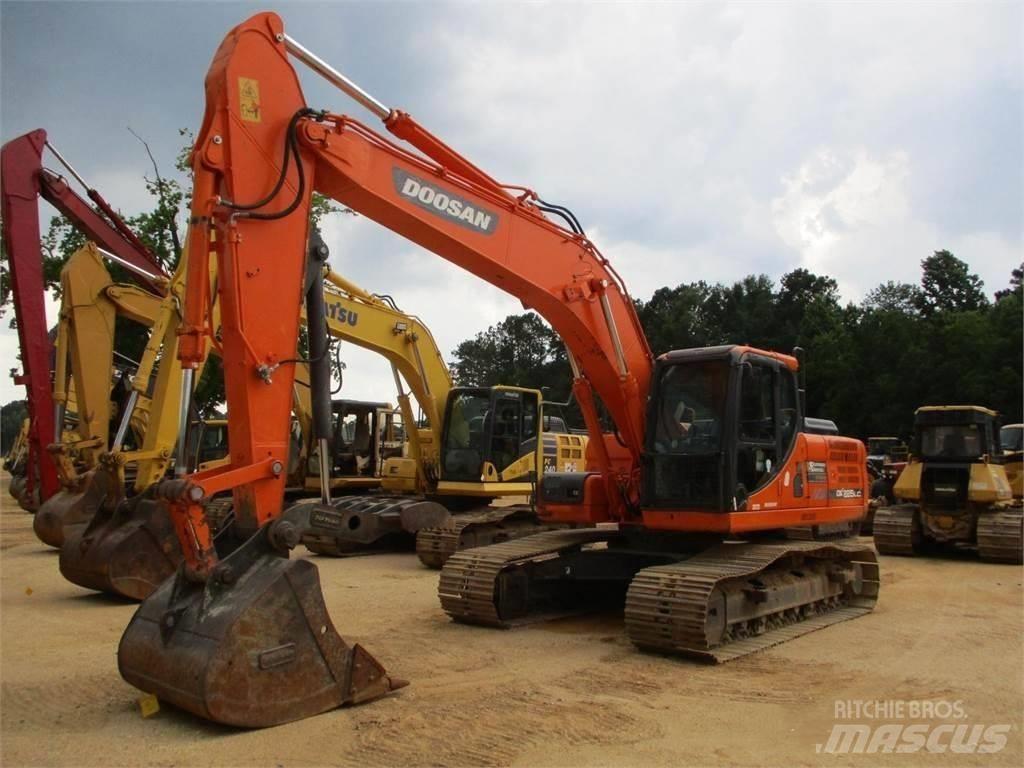 Doosan dx225 Raupenbagger
