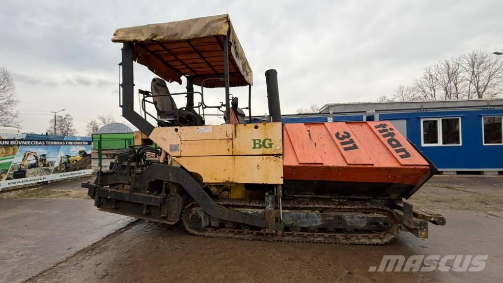 ABG Titan 311 Strassenfertiger