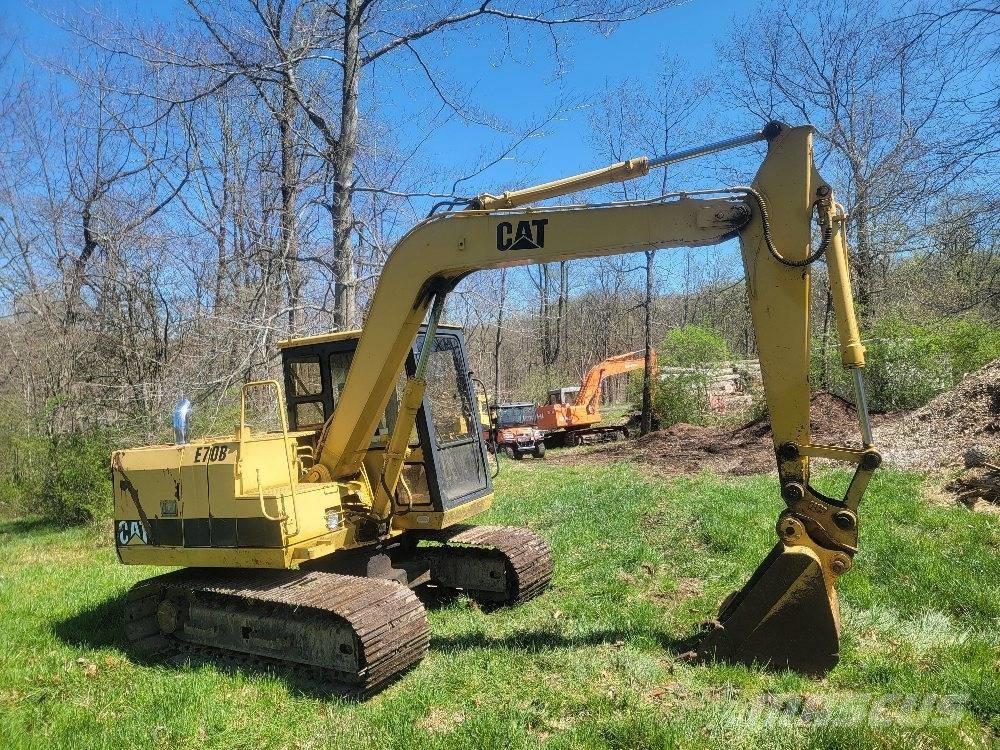 CAT E 70 B Raupenbagger