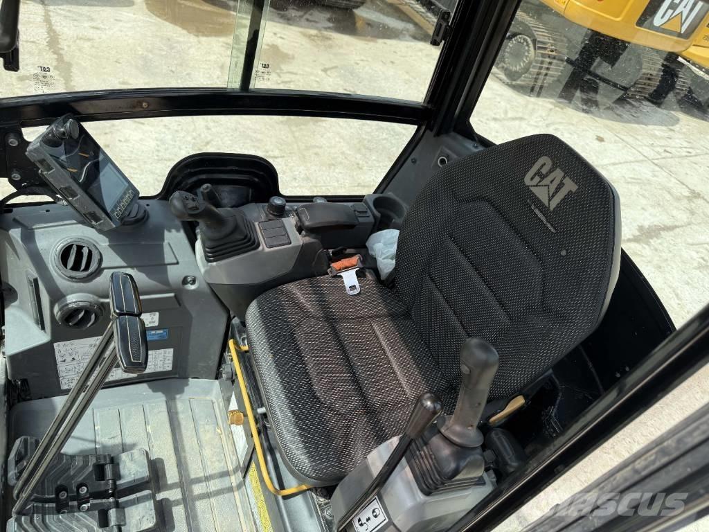 CAT 302 CR Minibagger < 7t