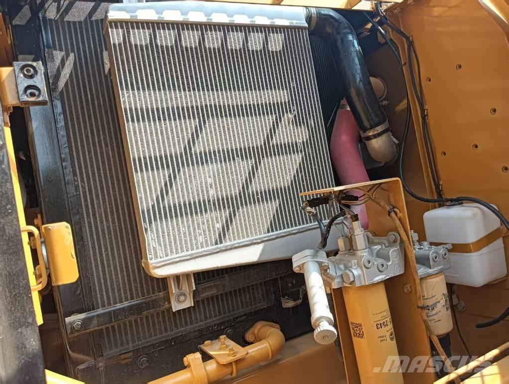 CAT 330 D Raupenbagger