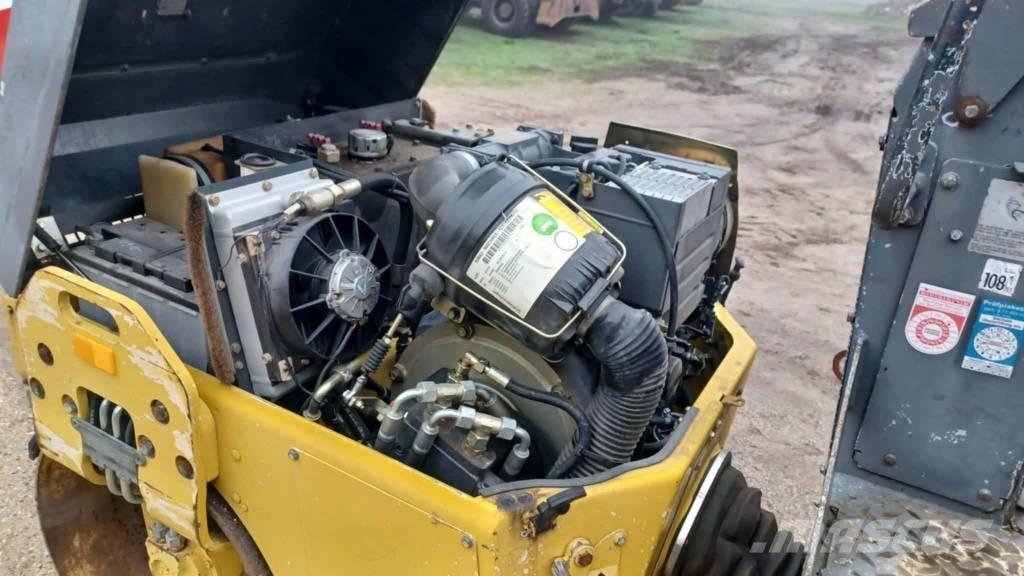Bomag BW 100 AD-3 Tandemwalzen