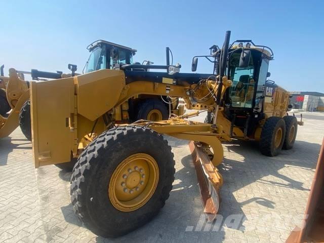 CAT 140M Grader