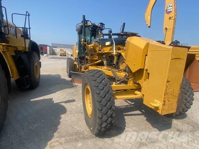 CAT 140M Grader