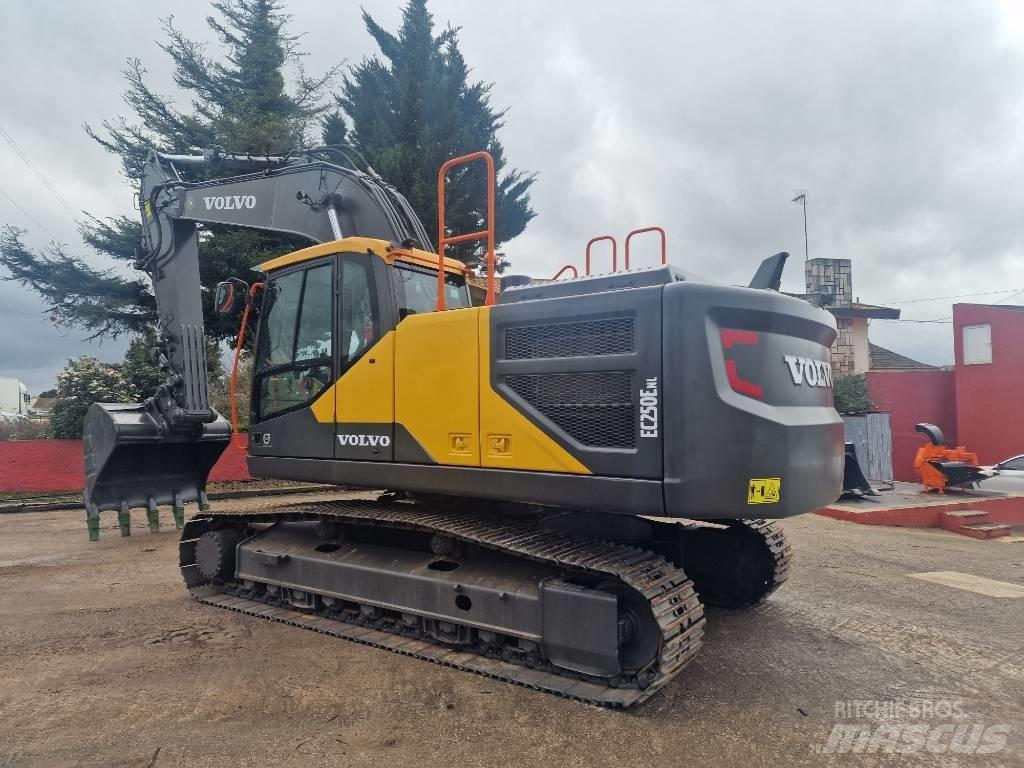 Volvo EC 250 ELN Raupenbagger