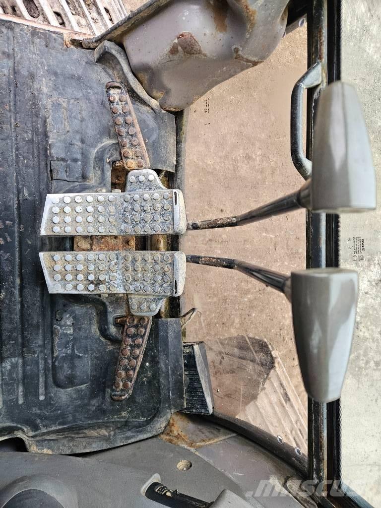 Hitachi ZX 200 LC Raupenbagger