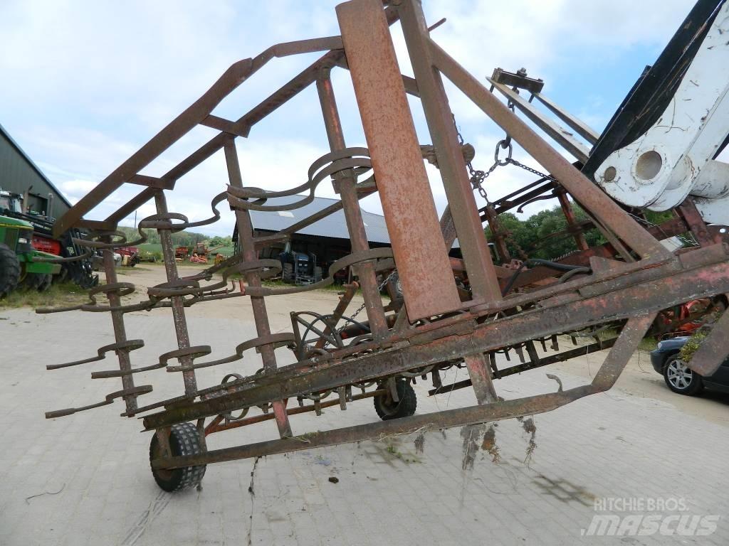 Lilla Harrie 480 Grubber