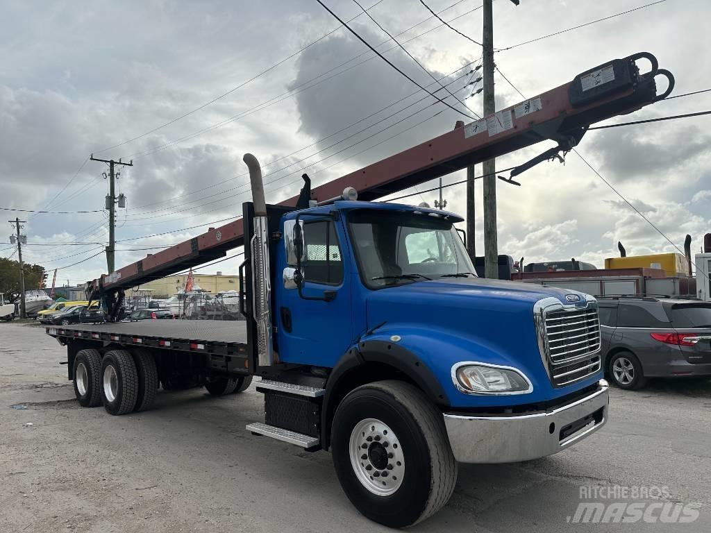 Freightliner M2 Pritschenwagen/Pritschenwagen mit Seitenklappe