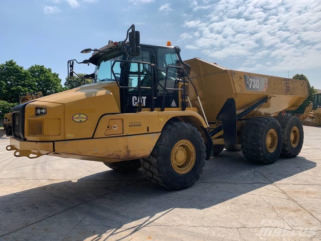 CAT 730 Dumper - Knickgelenk