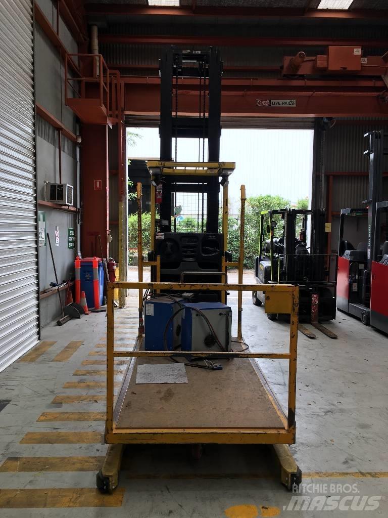 Hyster R30XMF3 Hochhub-Kommissionierer