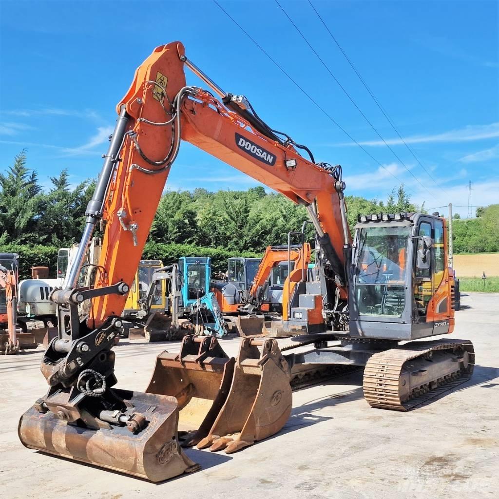 Doosan DX 140 LCR-5 Raupenbagger