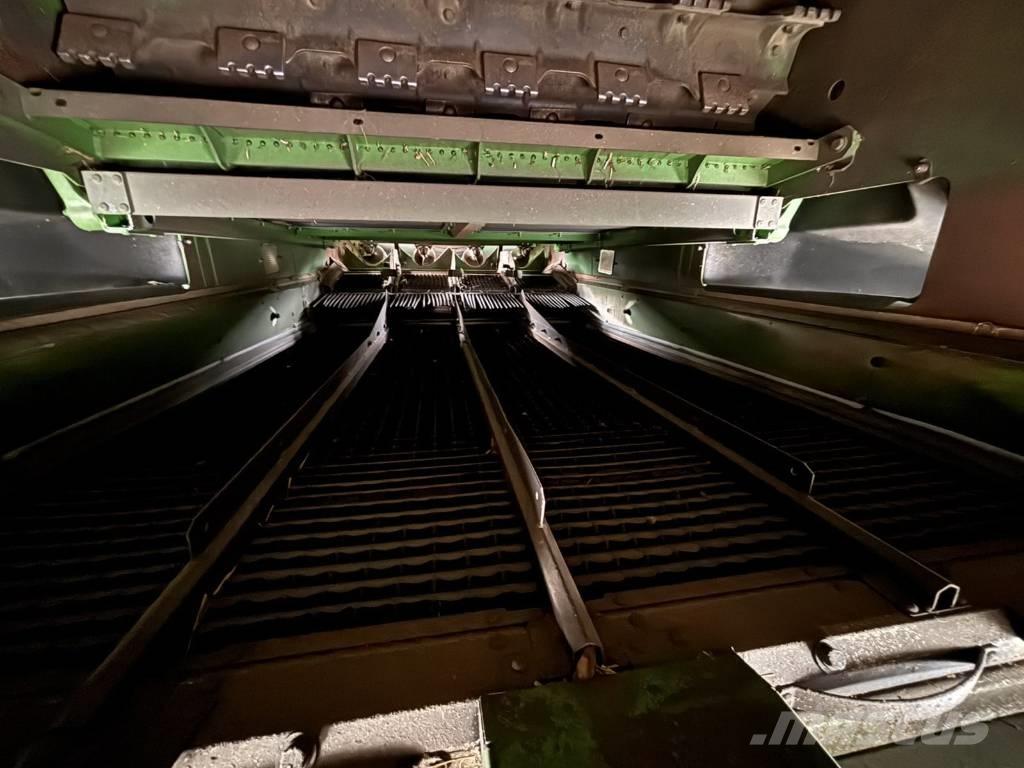 John Deere S785i Mähdrescher