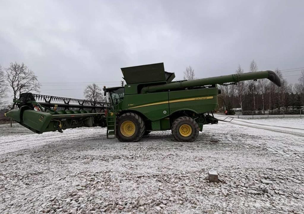 John Deere S785i Mähdrescher