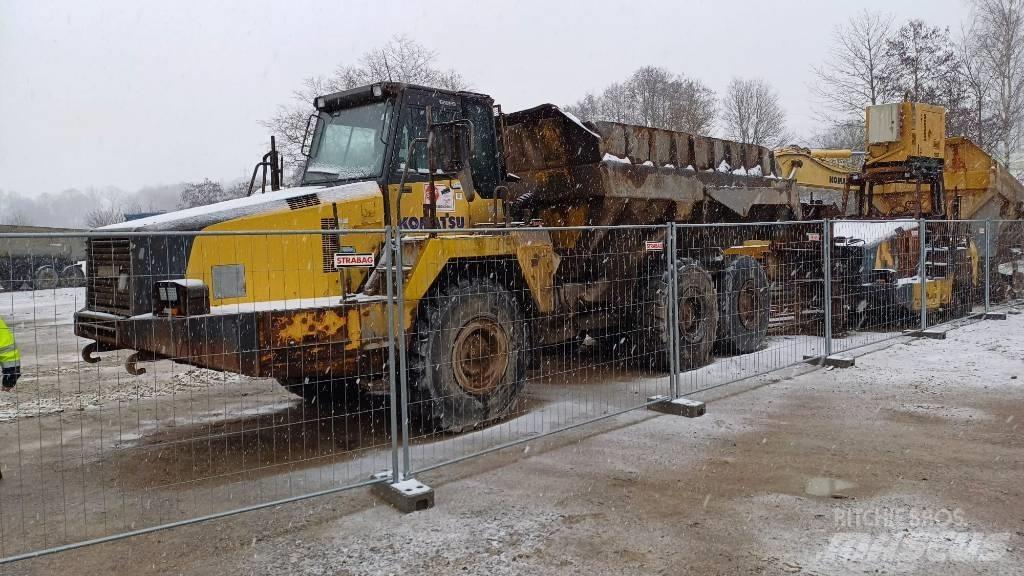 Komatsu HM 300-2 Dumper - Knickgelenk
