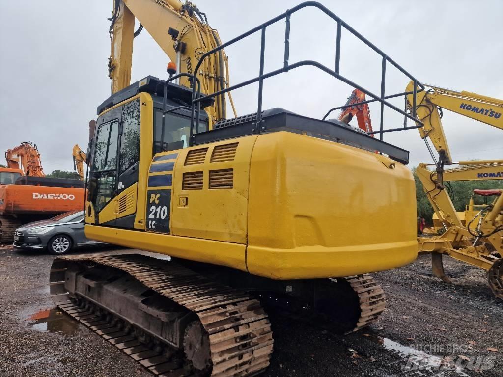 Komatsu PC210LC-11 Raupenbagger