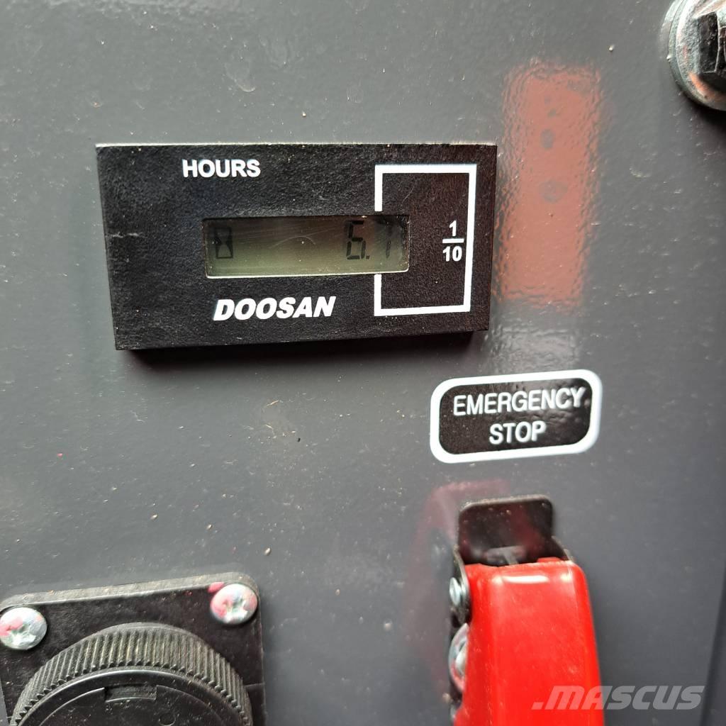 Develon DX 50 Z Raupenbagger