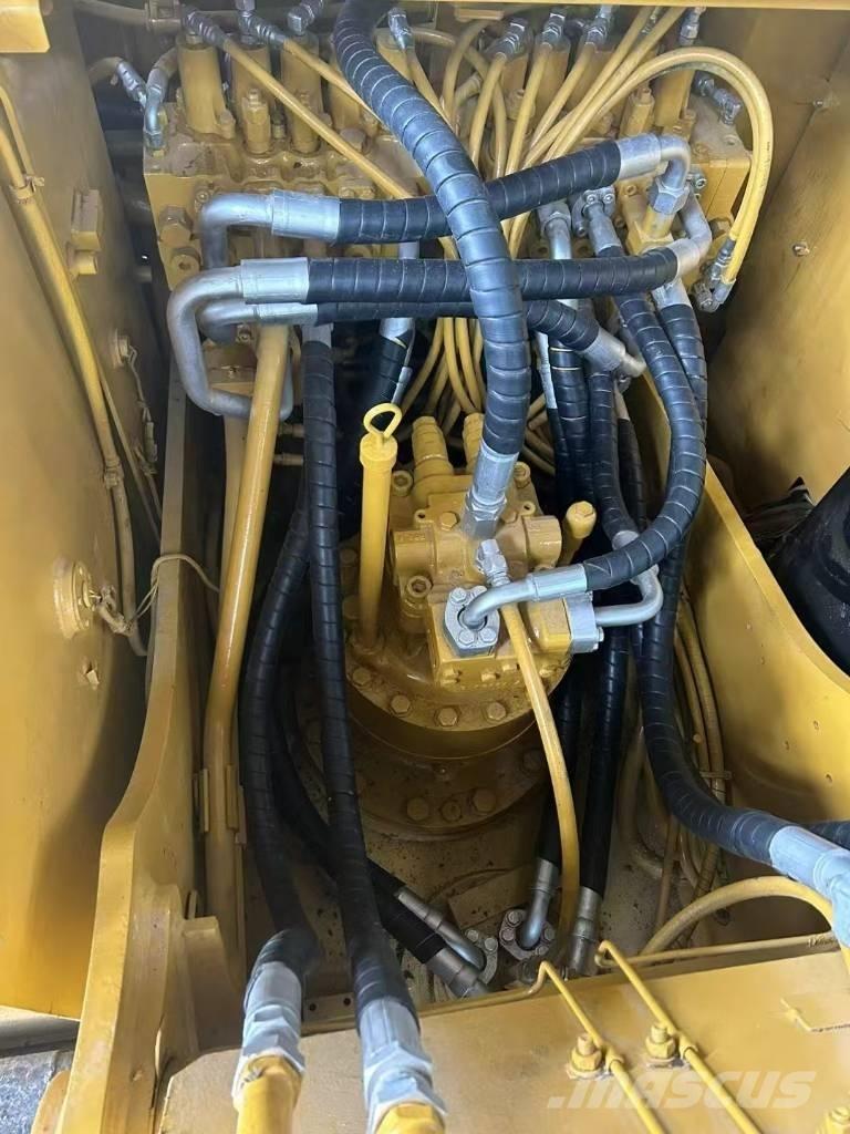 CAT 320 D2 Raupenbagger