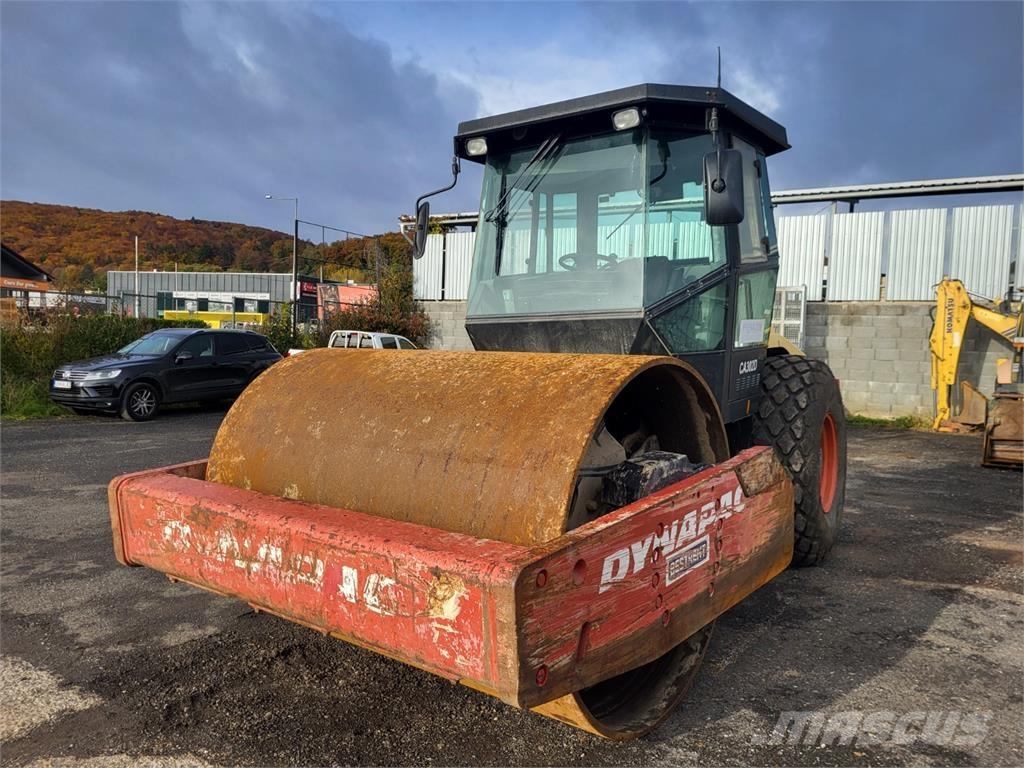 Dynapac CA302D Sonstige Baumaschinen