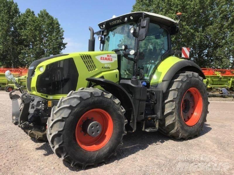 CLAAS AXION 870 Traktoren