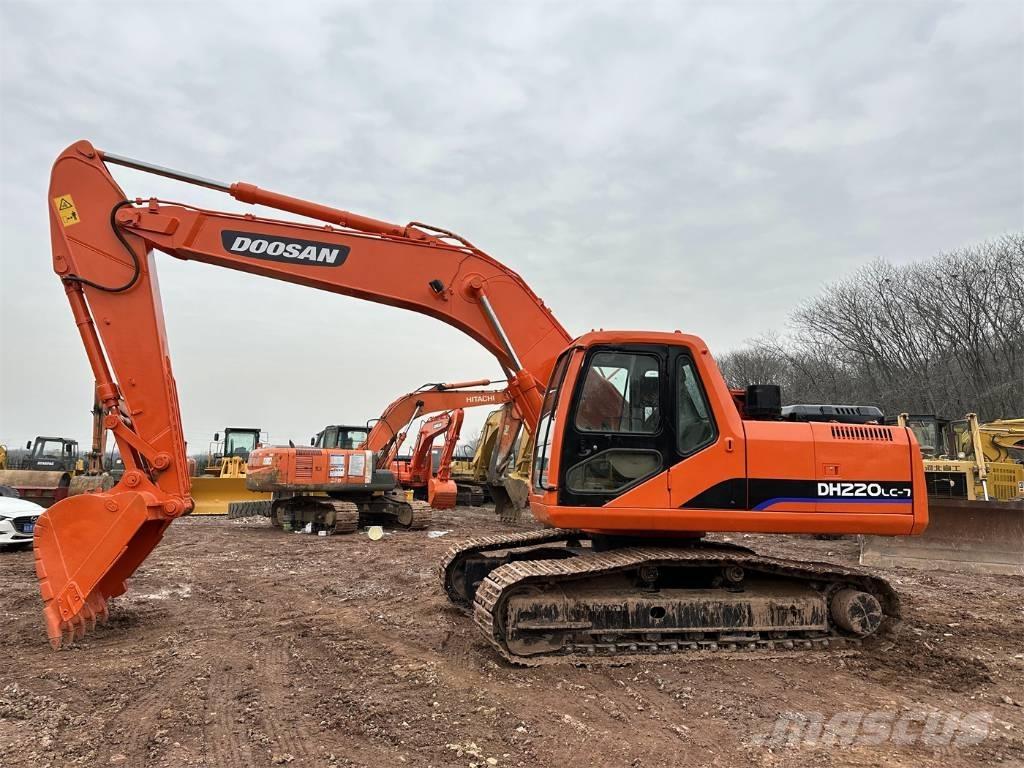 Doosan DH220-7 Raupenbagger
