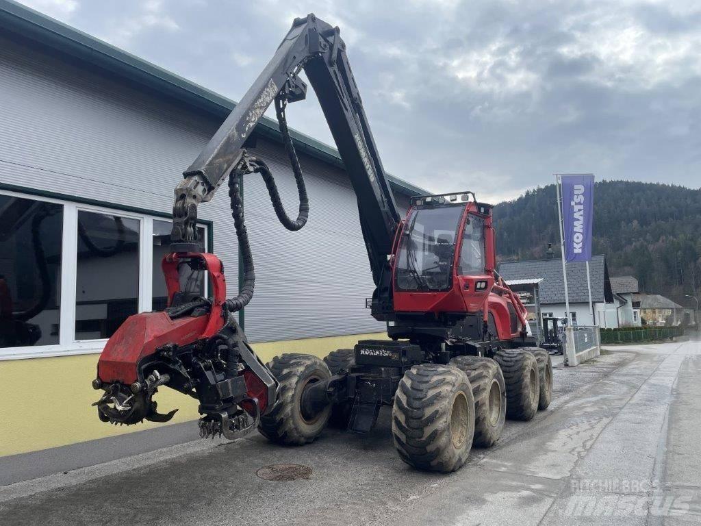 Komatsu 931 XC Harvester