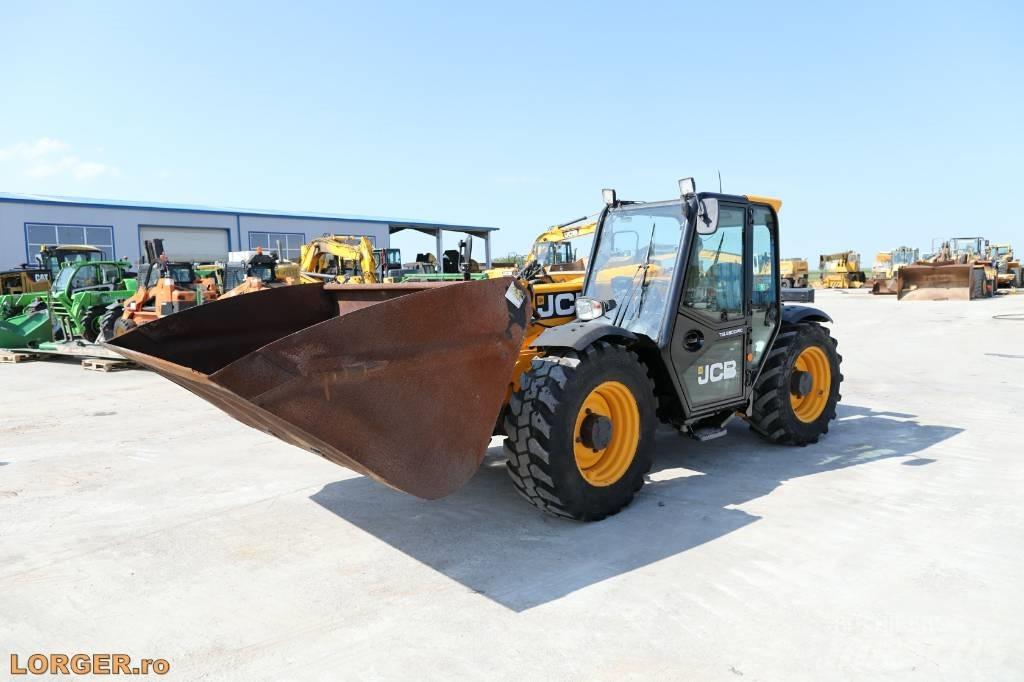JCB 527-58 Agri Teleskoplader für Landwirtschaft