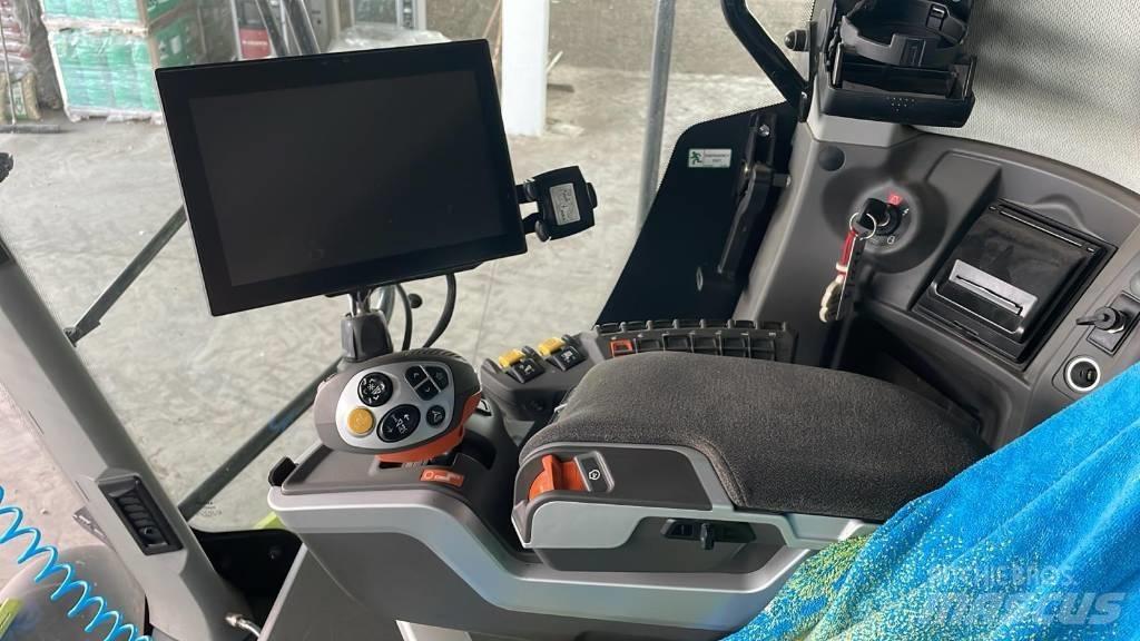 CLAAS LEXION 7700 TT Mähdrescher