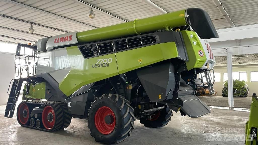 CLAAS LEXION 7700 TT Mähdrescher