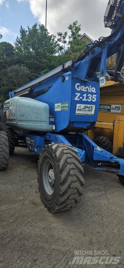 Genie Z 135/70 Gelenkteleskoparbeitsbühnen