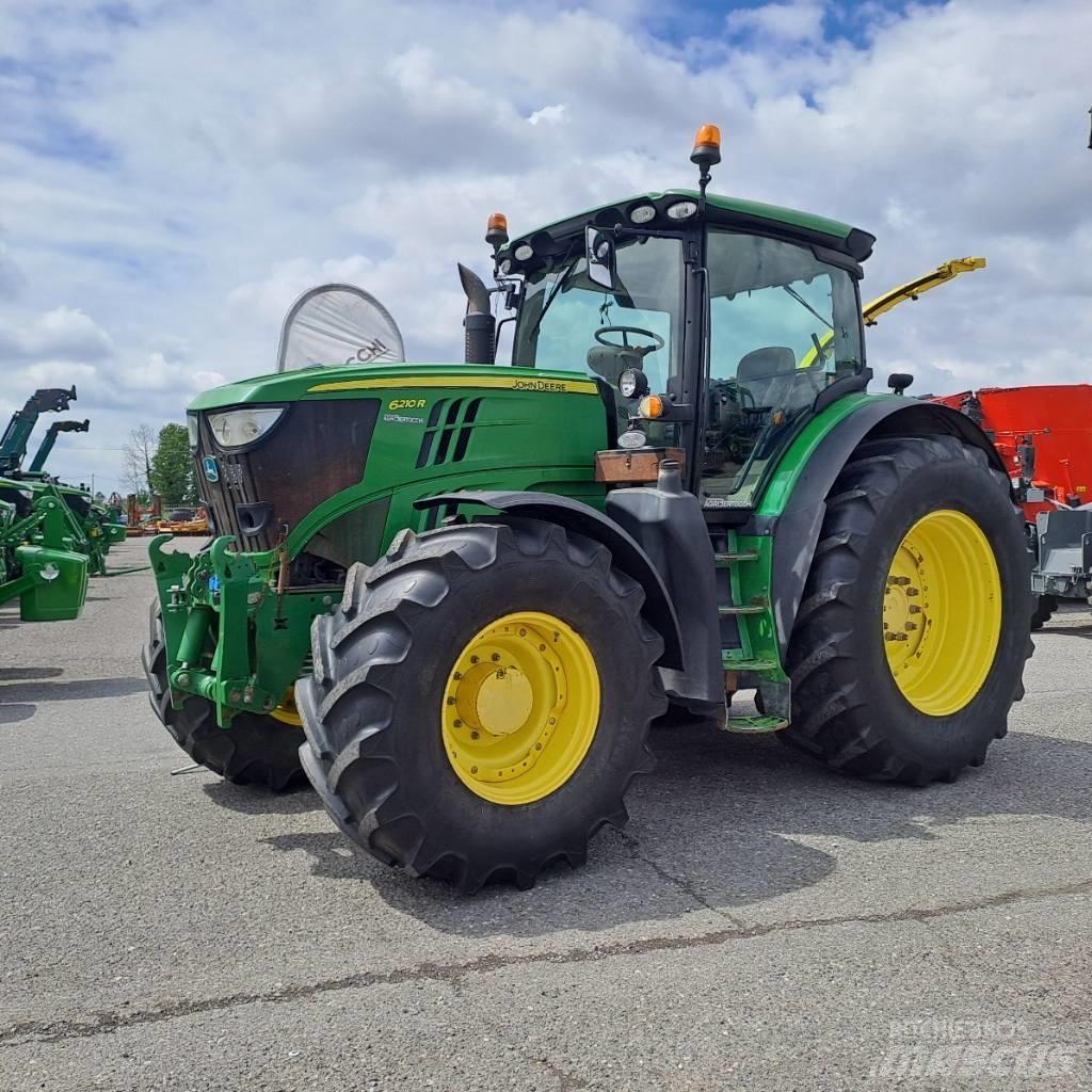 John Deere 6210 R Traktoren