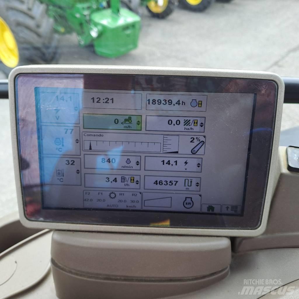 John Deere 6210 R Traktoren
