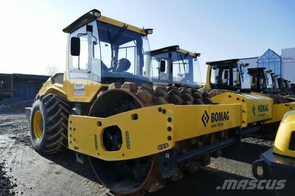 Bomag BW 213 PDH-5 Erdbauwalzen