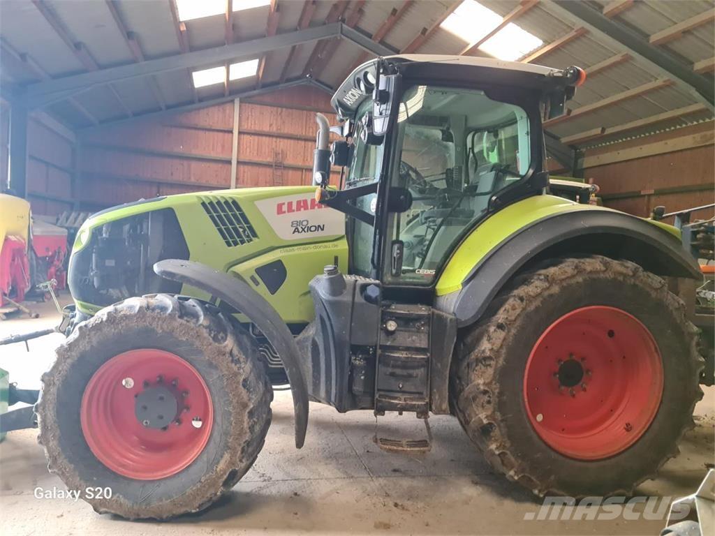 CLAAS Axion 810 Traktoren