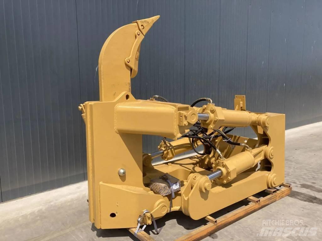 CAT D8T Aufreisser